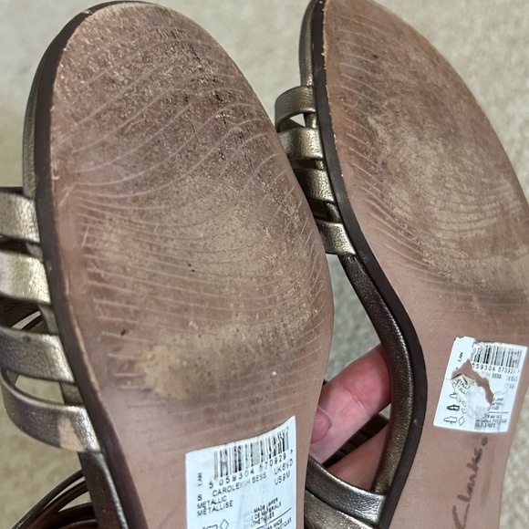 Clarks Caroleigh Bess Metallic Stappy Healed Sandals. US Size 9 - Picture 7 of 10
